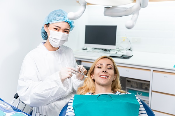 Same Day Dentistry: When A Tooth Extraction Is Needed